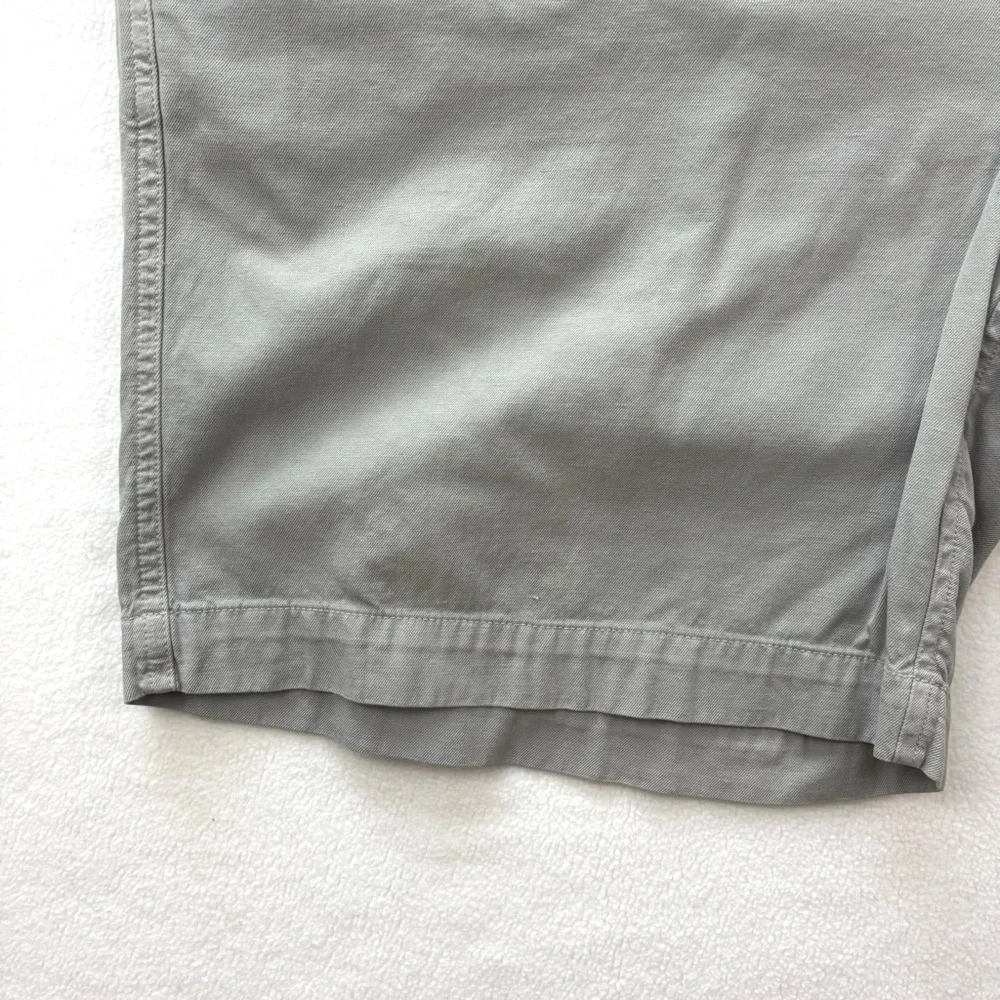 Vineyard Vines Gray Flat Front Classic Gray Men's Cotton Chino Shorts Size 38